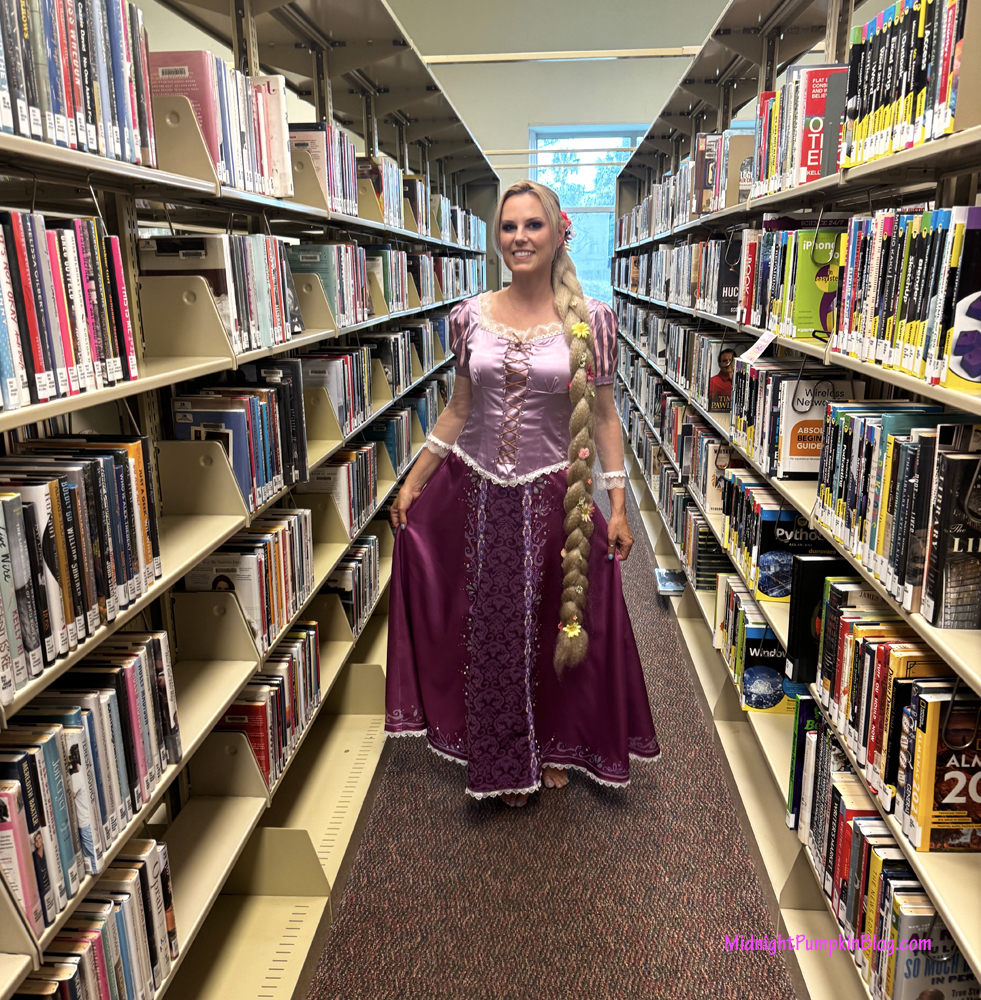 Rapunzel Tangled Cosplay Dress Review and Glow&nbsp;Up